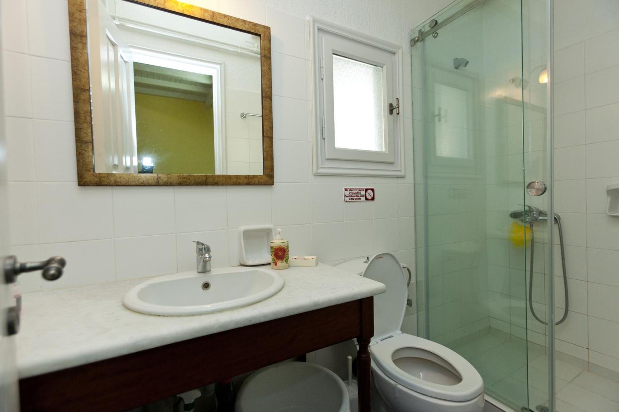 Aretousa Studios & Apartments สโกเปลอสทาวน์ ภายนอก รูปภาพ
